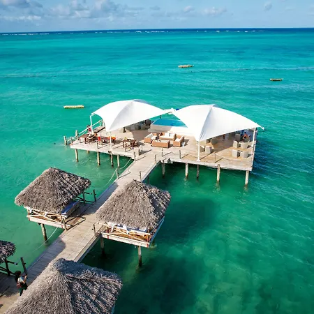 Blue Moon Resort-3